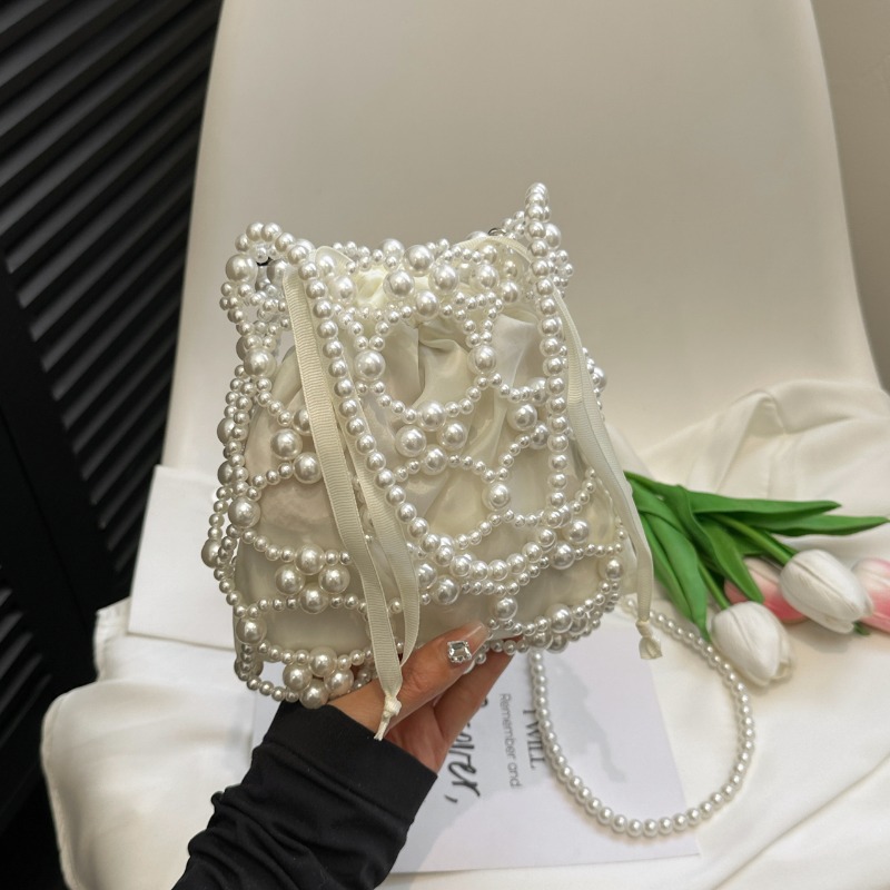 Luxury Bags On Sales - Witte kralenversierde schouder- en crossbodytassen, exquisiete